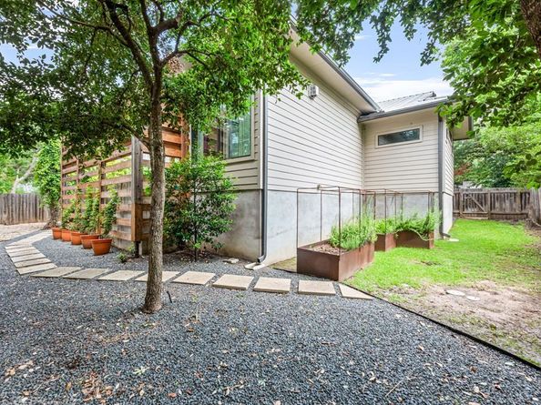 2207 Bowman Ave, Austin TX 78703