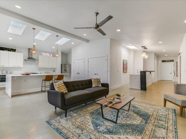 1708 Fair Oaks DR, Austin TX 78745