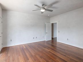 6444 Burnet RD 100, Austin TX 78757