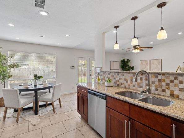 2604 Cockburn DR, Austin TX 78745