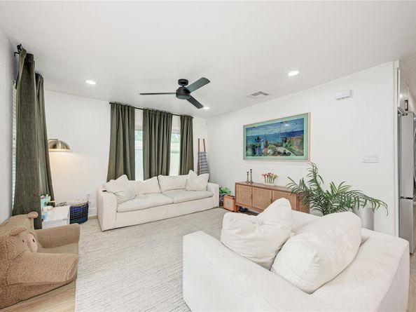 1607 Sweetbriar Ave, Austin TX 78723