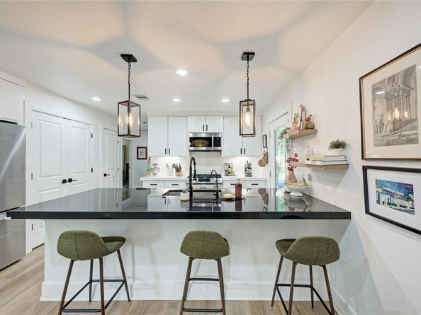 1607 Sweetbriar Ave, Austin TX 78723