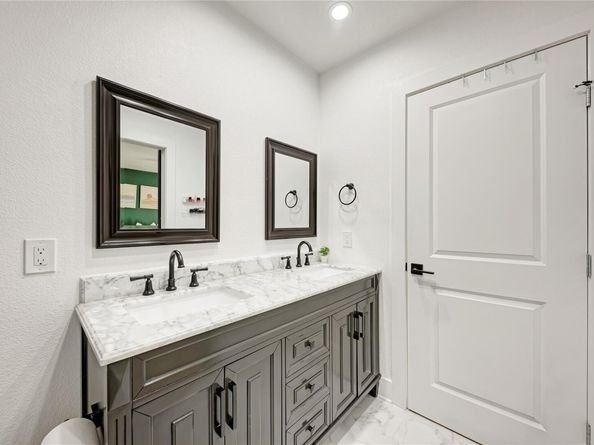 1607 Sweetbriar Ave, Austin TX 78723