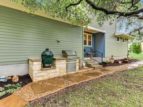 10900 Rock Island DR 49, Austin TX 78717