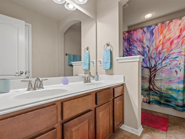 4531 Monterosa LN, Round Rock TX 78665