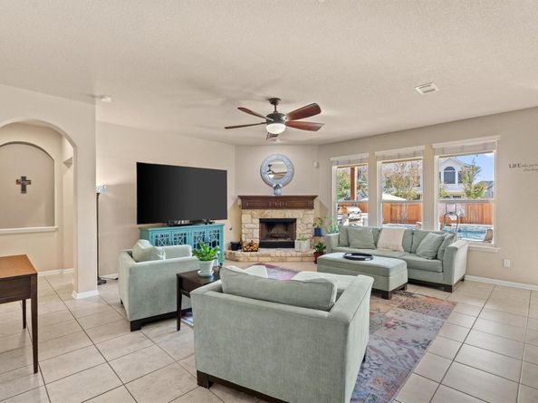 4531 Monterosa LN, Round Rock TX 78665