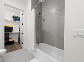 800 Embassy DR 229, Austin TX 78702