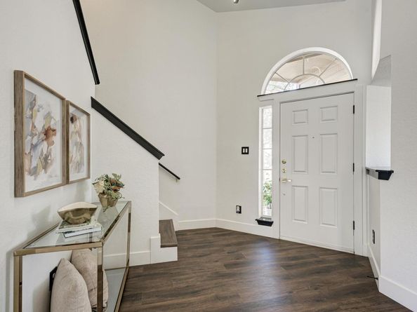 801 Black Isle DR, Pflugerville TX 78660