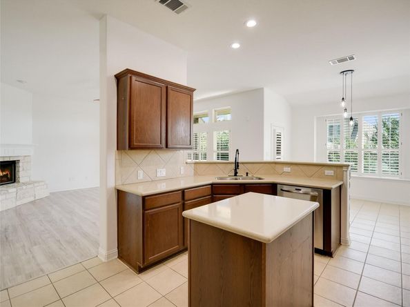 15701 Sayan CV, Bee Cave TX 78738