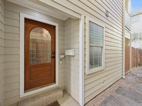 5736 Petty ST, Houston TX 77007