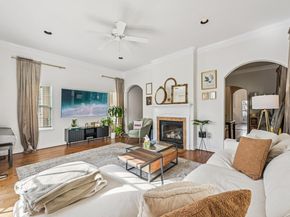 5736 Petty ST, Houston TX 77007