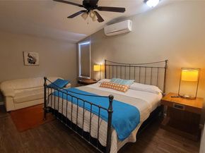 12410 Twin Creek RD, Manchaca TX 78652