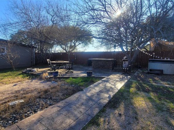 12410 Twin Creek RD, Manchaca TX 78652