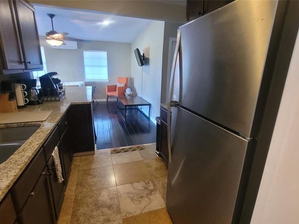 12410 Twin Creek RD, Manchaca TX 78652
