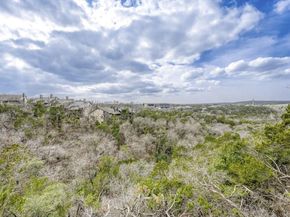 8200 Neely DR 214, Austin TX 78759