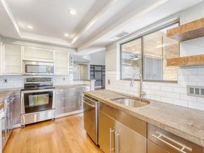 8200 Neely DR 214, Austin TX 78759