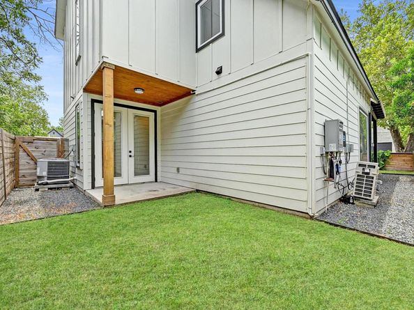 504 Normandy ST A, Austin TX 78745