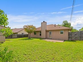 1006 Cresswell DR, Pflugerville TX 78660