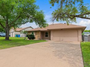1006 Cresswell DR, Pflugerville TX 78660