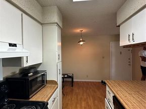 910 Duncan LN 52, Austin TX 78705