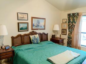 6820 Cypress PT N 6, Austin TX 78746
