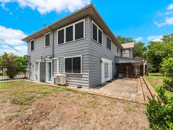 1303 Newfield LN, Austin TX 78703