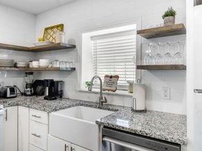 1303 Newfield LN, Austin TX 78703