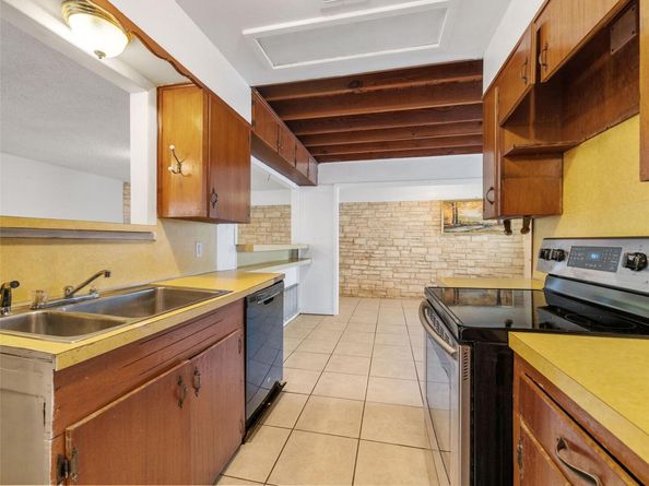 15803 Wildwood TRL, Austin TX 78734