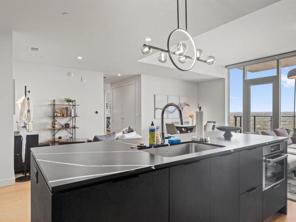 44 East Ave 3402, Austin TX 78701
