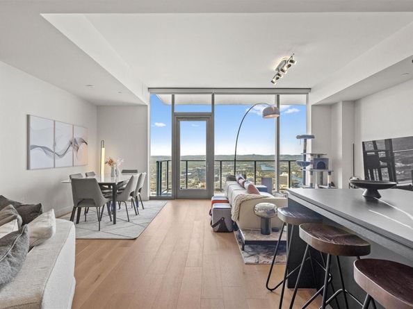 44 East Ave 3402, Austin TX 78701