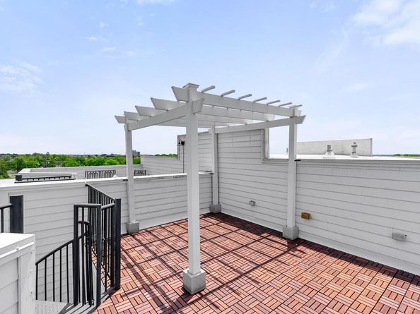 2108 Rosewood Avenue A, Austin TX 78702