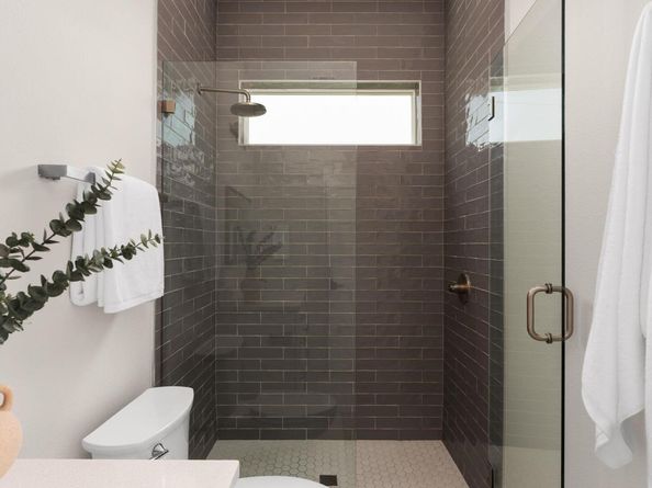 2108 Rosewood Avenue A, Austin TX 78702