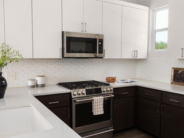 2108 Rosewood Avenue A, Austin TX 78702