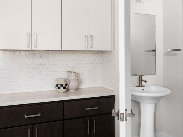 2108 Rosewood Avenue A, Austin TX 78702