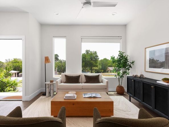 2108 Rosewood Avenue A, Austin TX 78702