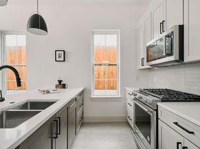 2209 woodland Ave 401, Austin TX 78741