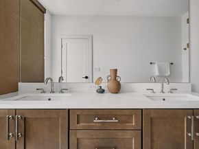 2209 woodland Ave 401, Austin TX 78741