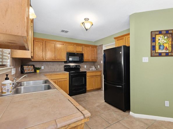2127 Redwing WAY, Round Rock TX 78664