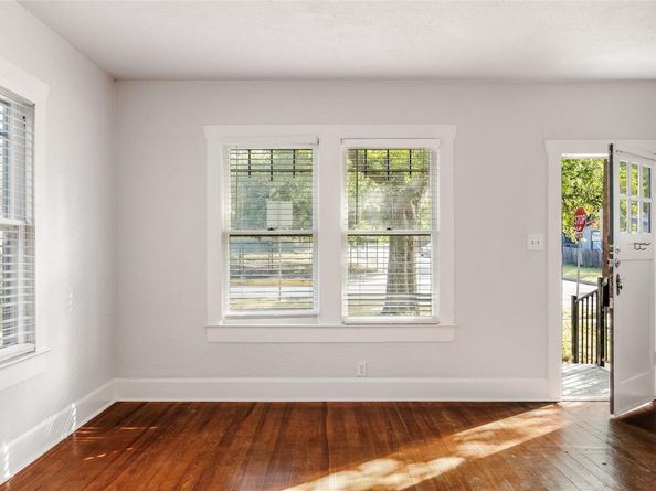 217 Leland ST, Austin TX 78704