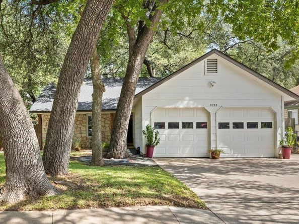 9733 Anderson Village DR, Austin TX 78729