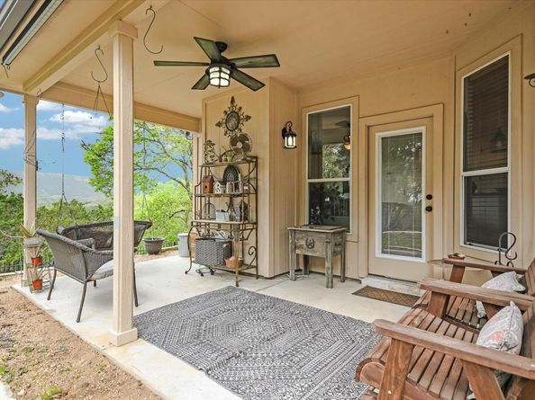 7404 Little Oak CIR, Lago Vista TX 78645