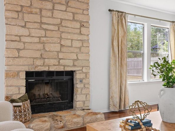 5217 Summerset TRL, Austin TX 78749