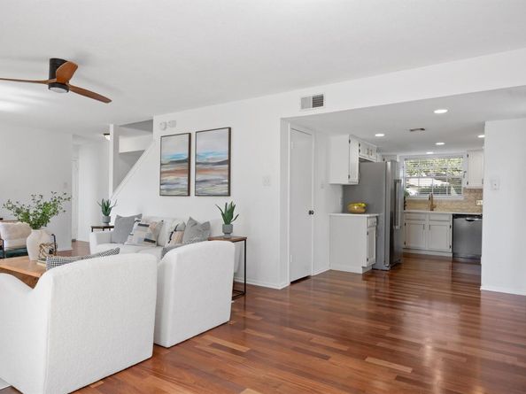5217 Summerset TRL, Austin TX 78749