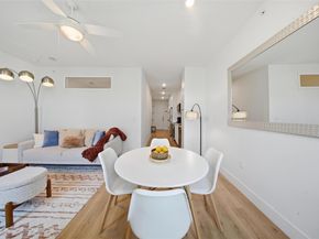 1701 Simond Ave 615, Austin TX 78723