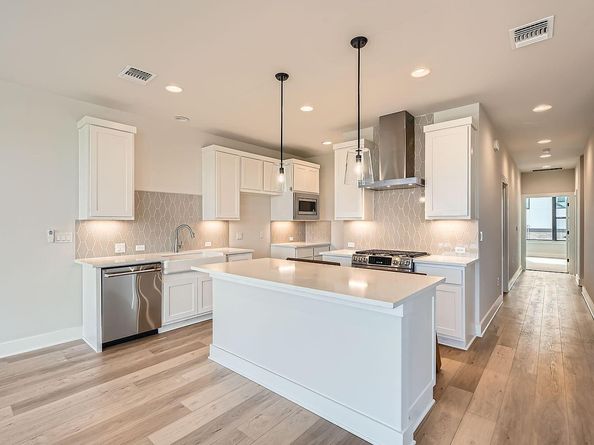 9103 Cattle Baron PATH, Austin TX 78747