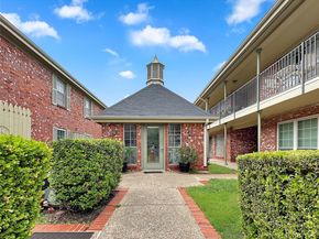 7920 Rockwood LN 131, Austin TX 78757