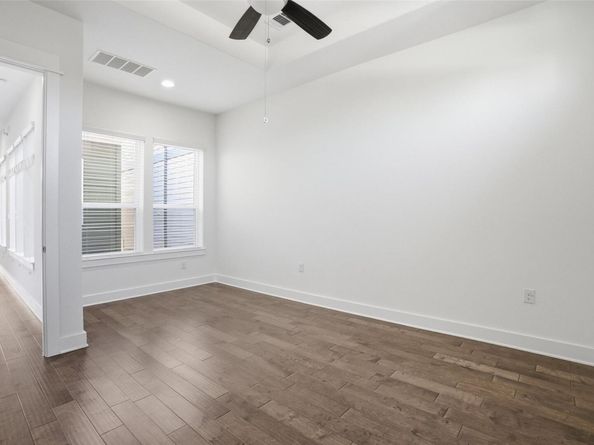 12604 Red Sparrow ST 14, Austin TX 78729