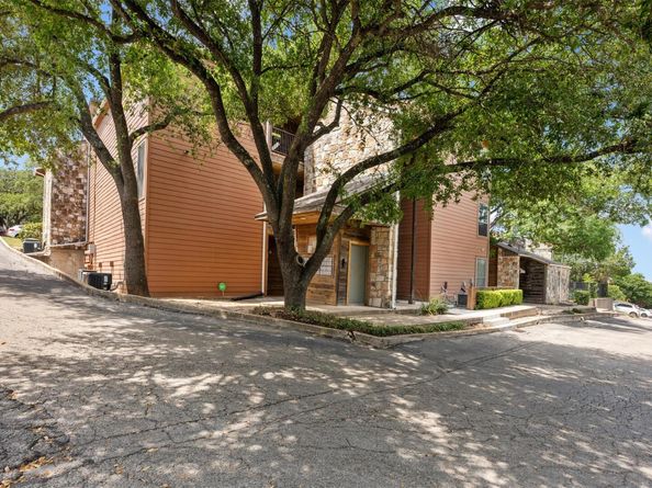 6903 Deatonhill DR 15, Austin TX 78745