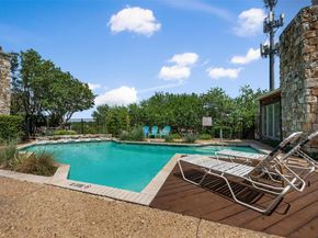 6903 Deatonhill DR 15, Austin TX 78745