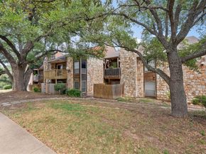 6903 Deatonhill DR 15, Austin TX 78745